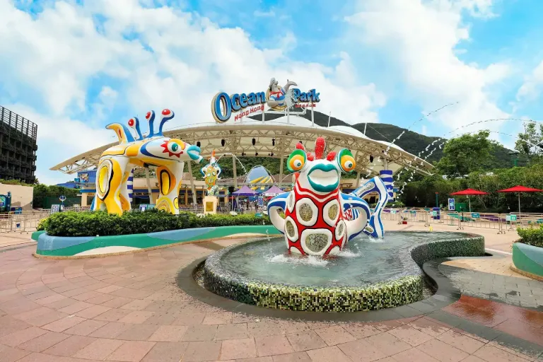 Ocean Park Hong Kong Pandas: Meet all Six Giant Pandas