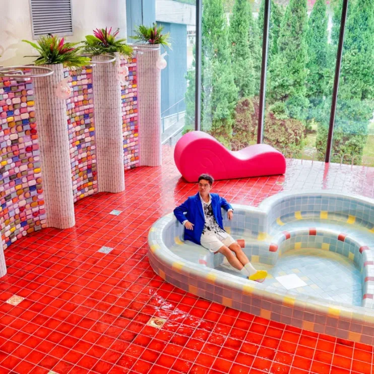 Welcome to Jeremy’s Bathhouse